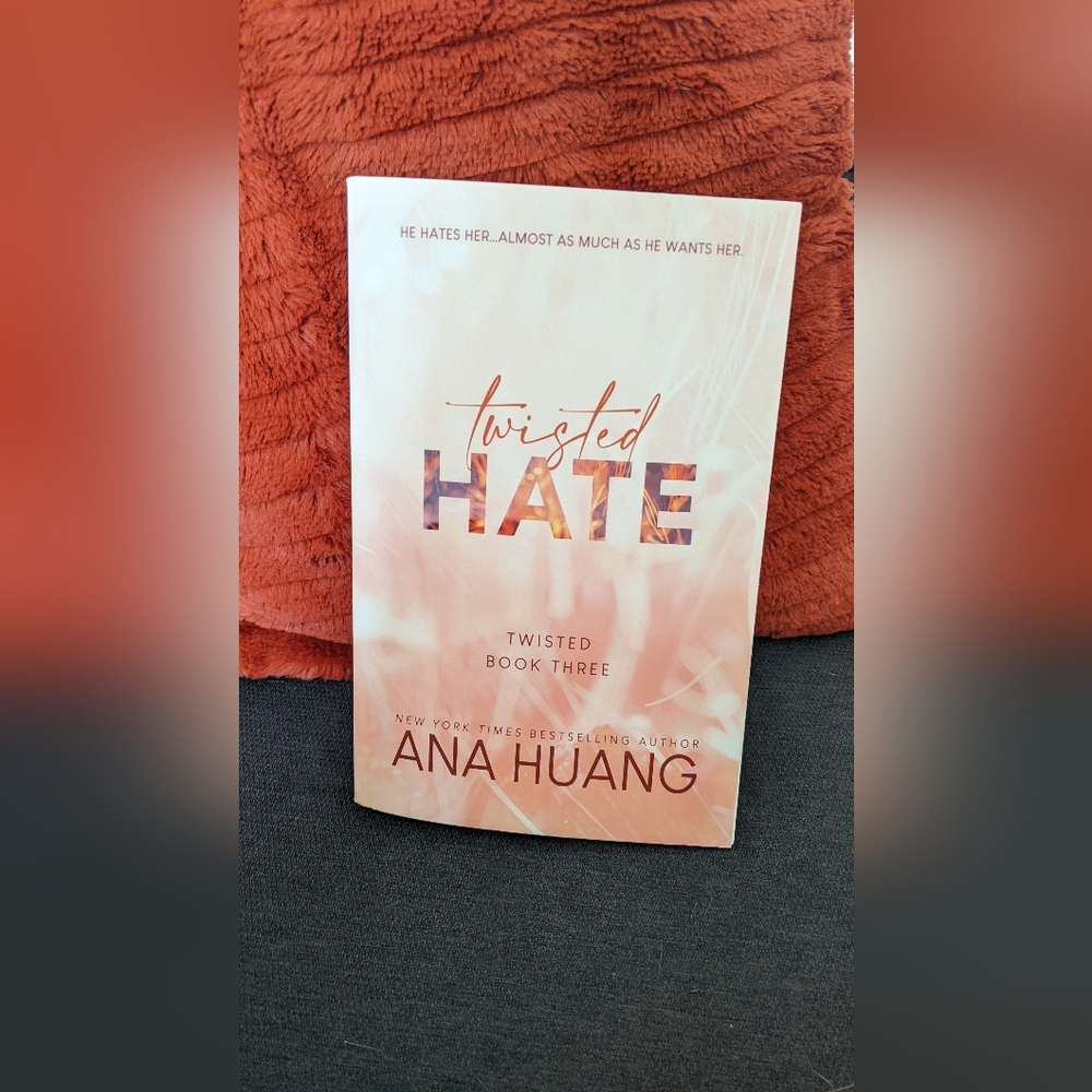 Twisted Hate by Ana Huang